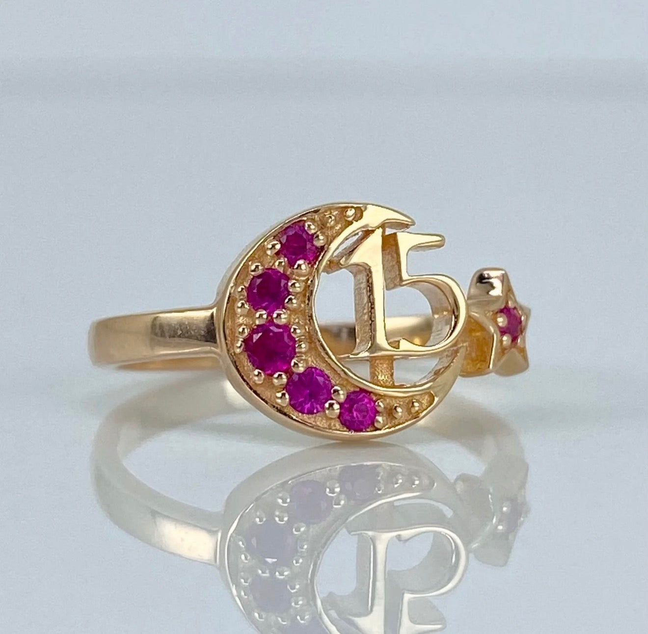 Anillo 15años media luna con circones Oro amarillo 18K | Talla 6 | 2,82 gr *
