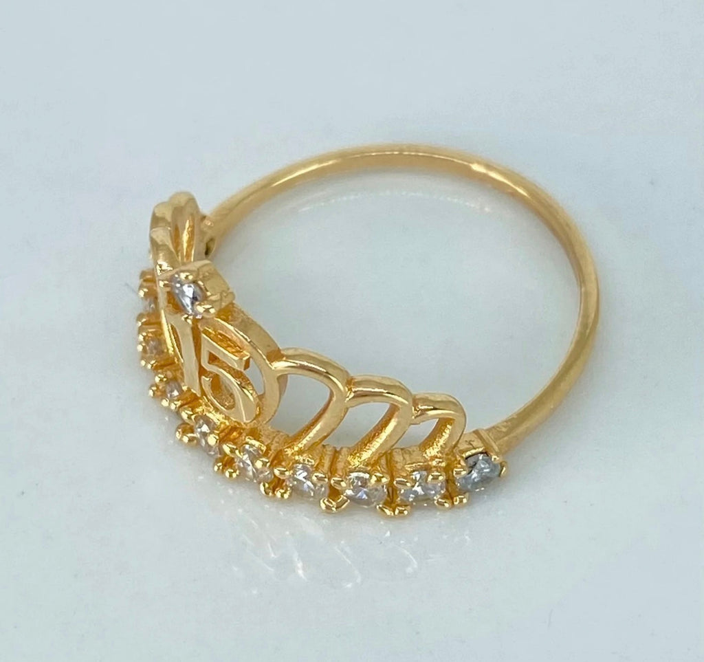 Anillo 15años corona personalizado con circones Oro amarillo 18K / Talla 5 / 4gr
