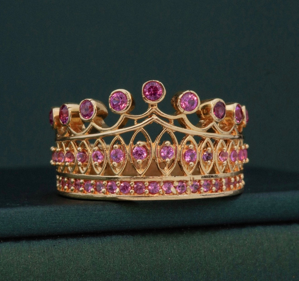 Anillo corona 15años personalizado con circones Oro amarillo 18K / Talla 5 / 4,2 gr