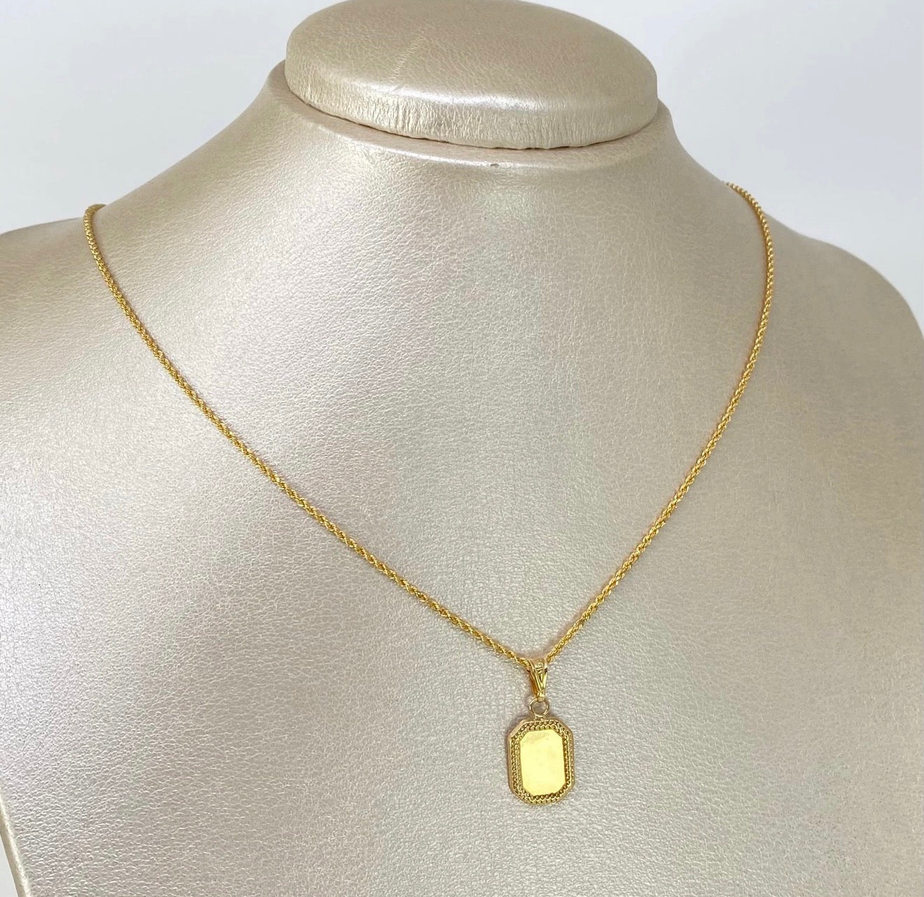 SET CADENA LAZO + DIJE PLACA RECTANGULAR ORO AMARILLO 18K 1,95 GR / 1,5 MM / 45 CM *